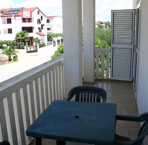 Jelic Pensionat Biograd Na Moru