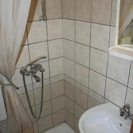 Πανσιόν Jelic Biograd Na Moru