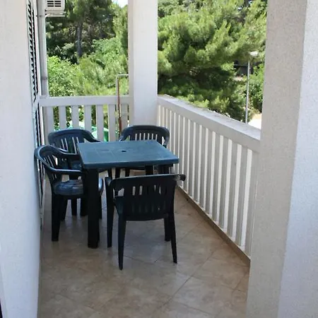 Πανσιόν Jelic *