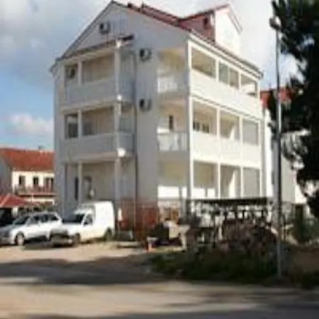 Jelic Biograd Na Moru